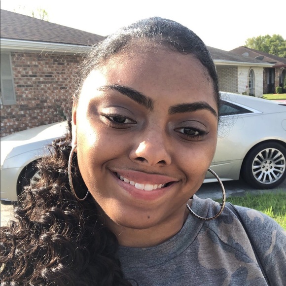 Meet your Posher, Rani - Picture 1 of 1